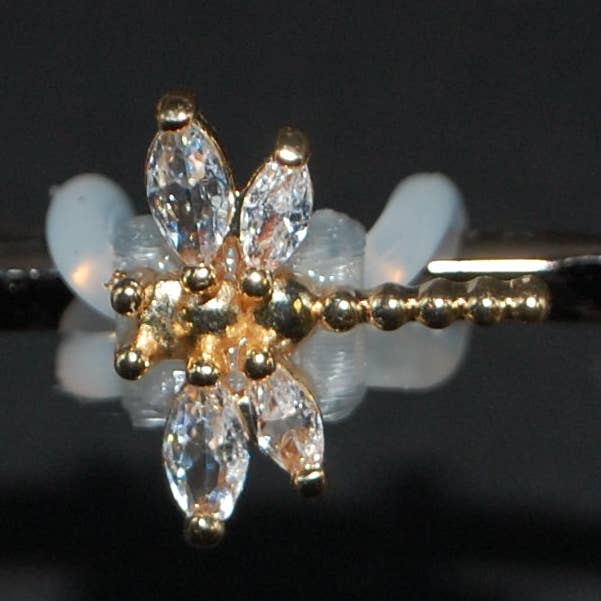 Breloque libellule ornée de bijoux pour la vente par Www.eyeglasssesdecorations.com