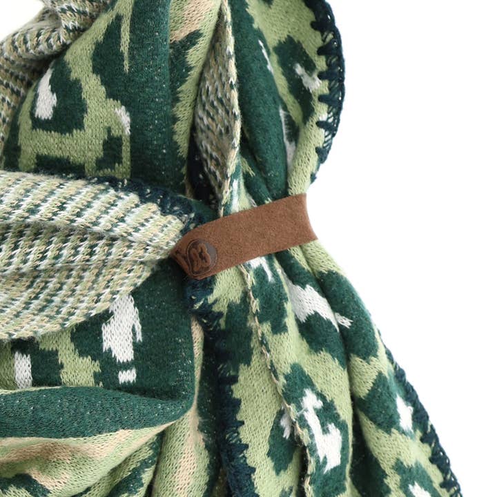 LOT83 - Wholesale Scarf - Women's - Scarf Leonie 21