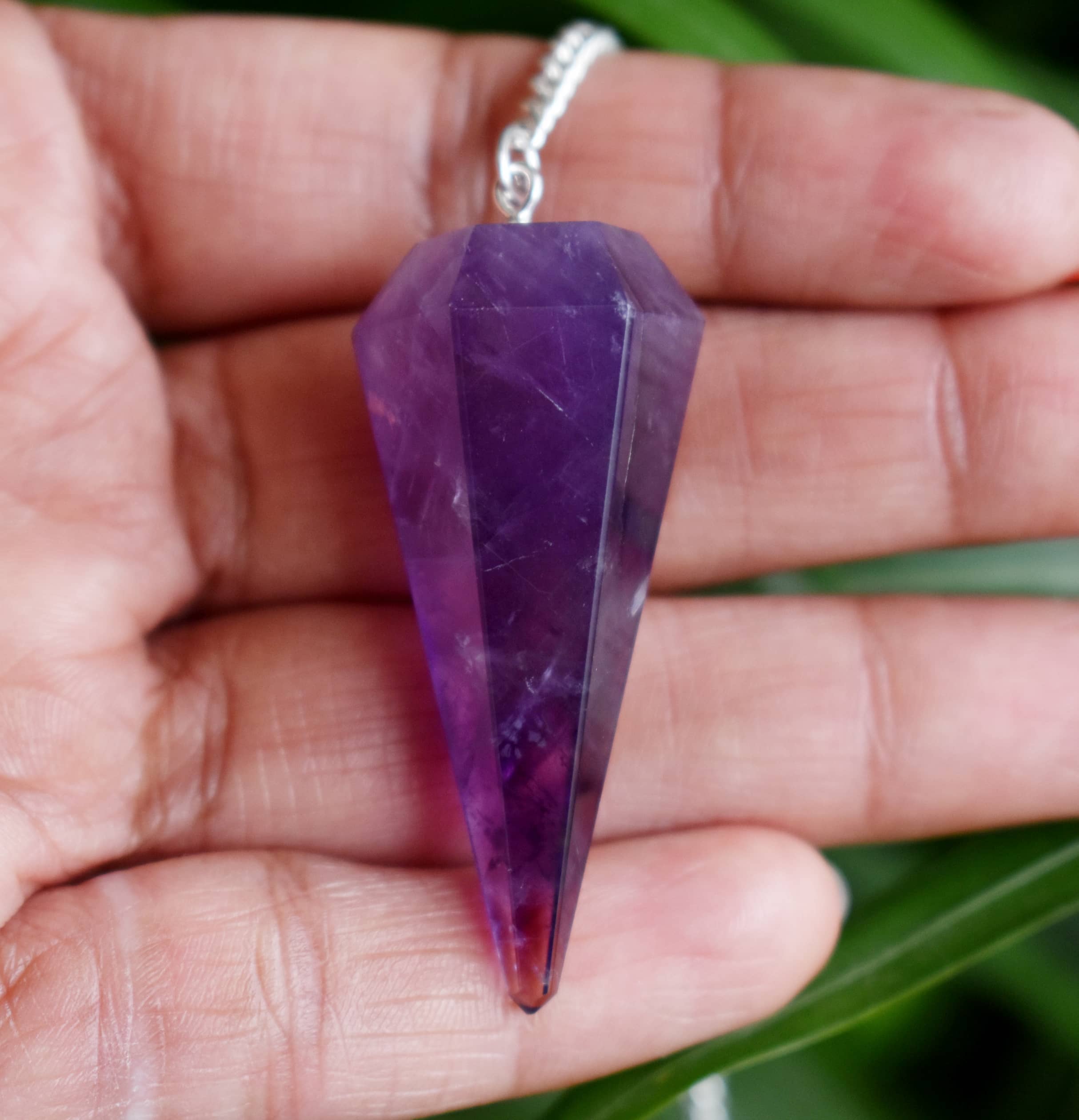 Soothing Crystals - Wholesale Spiritual Stone/Crystal - Dowsing Pendulum | Amethyst | Faceted Crystal Pendulum10