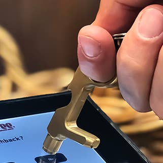 Flipo Group, Ltd. – wholesale Keychain – Unisex – Safe Key™ Contact-Less LED Keychain Multi-Tool9