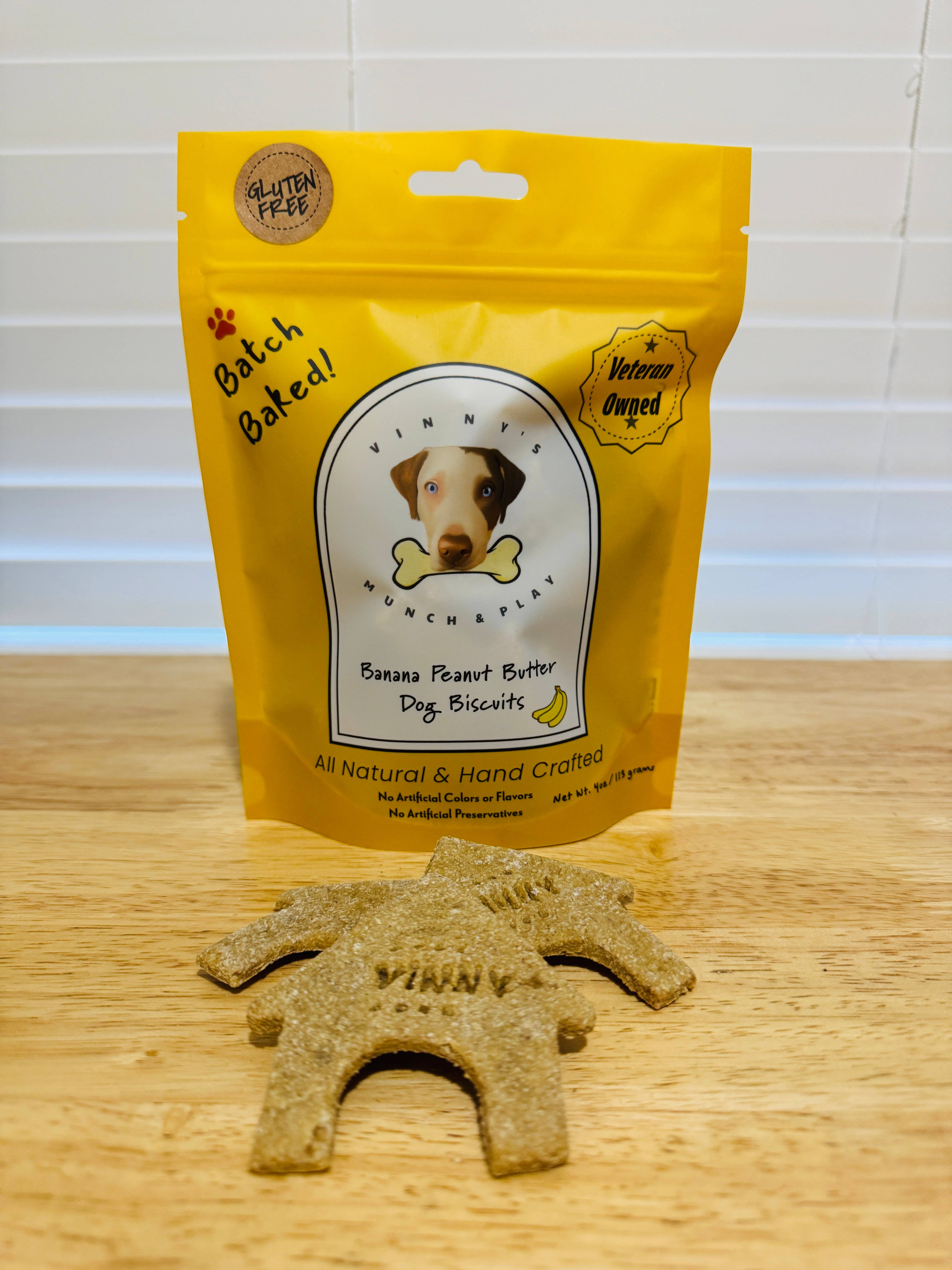 Vinny's Munch & Play – wholesale Pet biscuits – Dog – Banana Peanut Butter Dog Biscuit