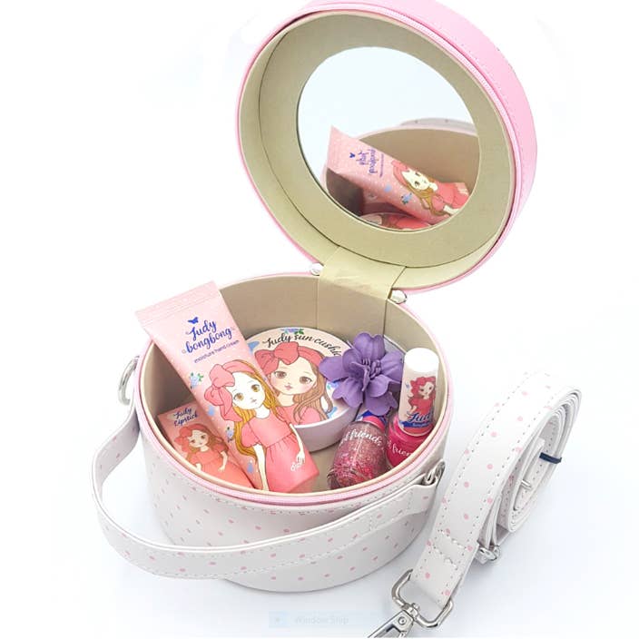 Diel friends 5 piece in crossbody bag set for wholesale by diel friends llc