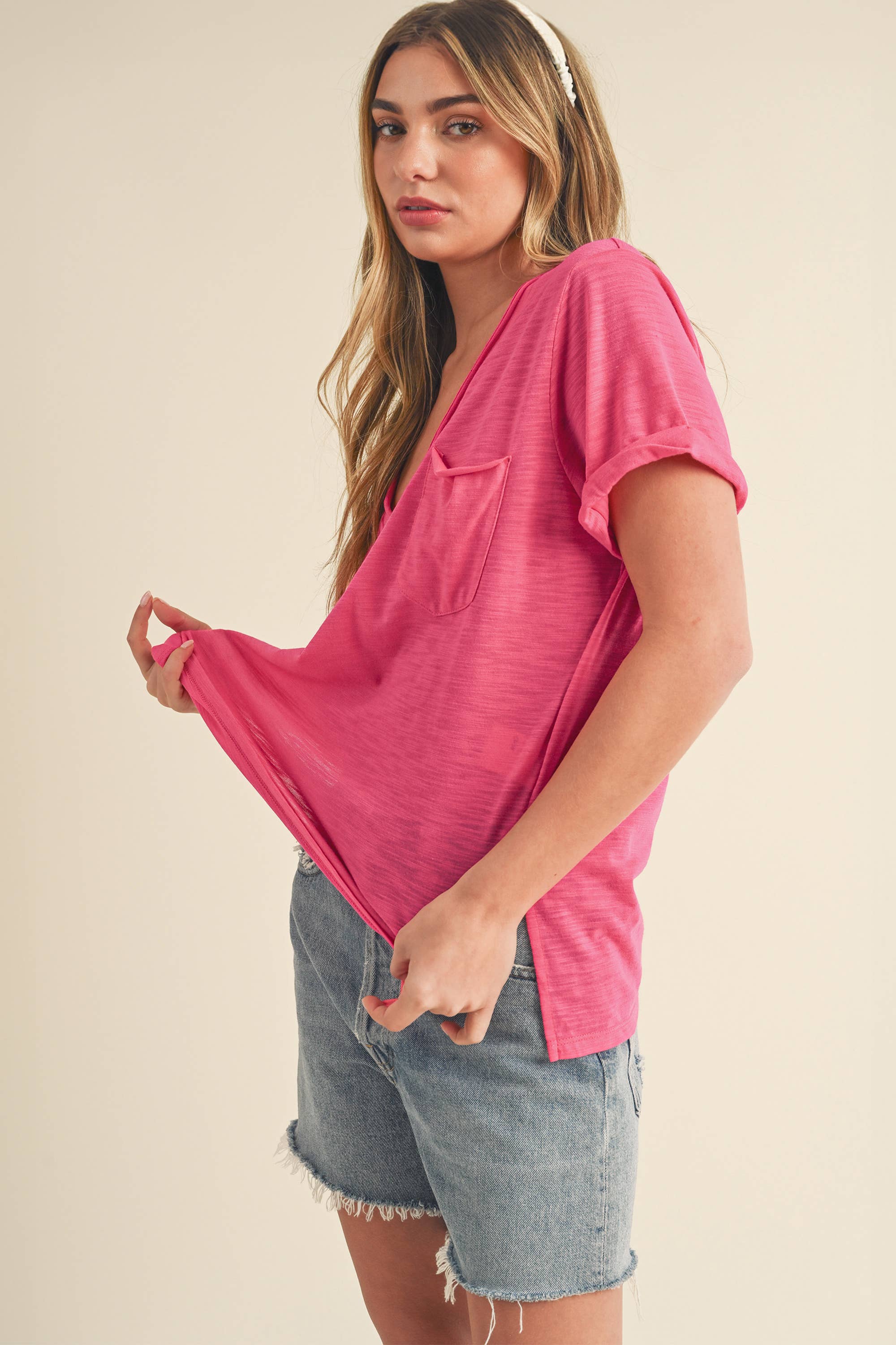 AEMI + CO - Wholesale T-Shirt - Women's - 8286DK Zoie V-Neck Short Sleeve Top6