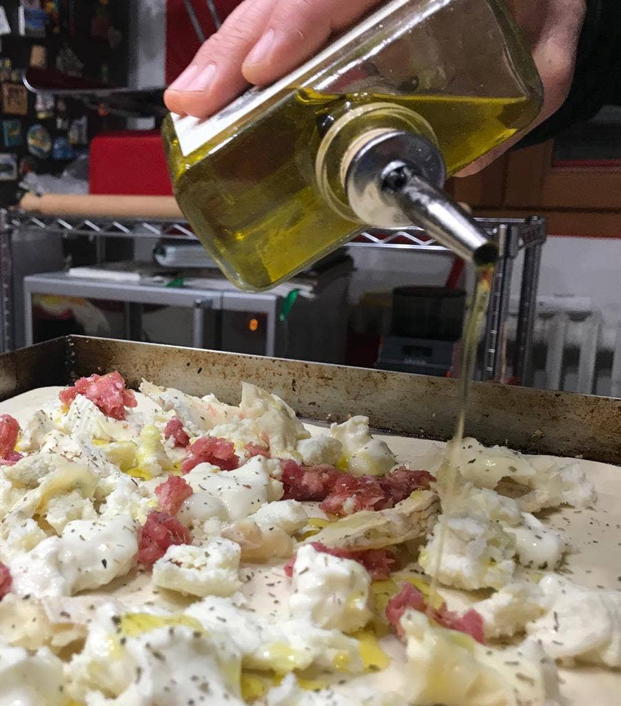 Della Terra Oils - Wholesale Olive Oil - 2024 Organic Extra Virgin Olive Oil1