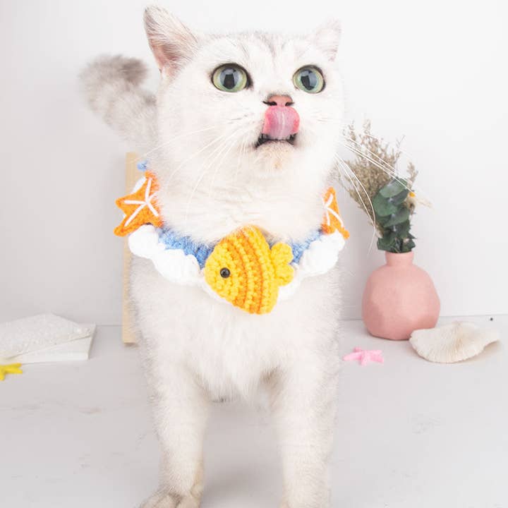 Cheerhunting – Großhandel Haustierhalsband – Katze – Mokka verstellbares Katzenhalsband aus Strick, Fischdesign — stilvolles und bequemes Halsband für kleine Haustiere2