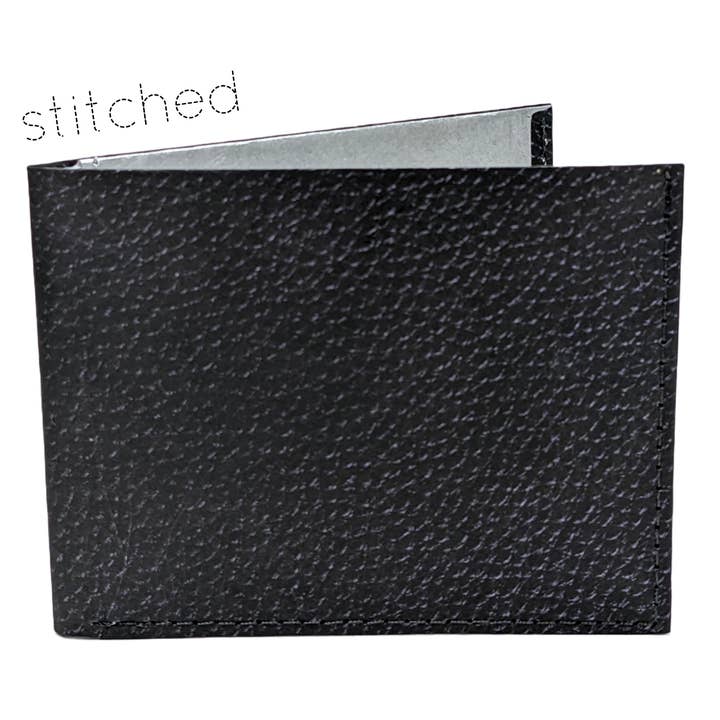 Schwarzes (Kunst-) Leder - STITCHED Tyvek® Billfold für den Großhandel von Mighty Wallet