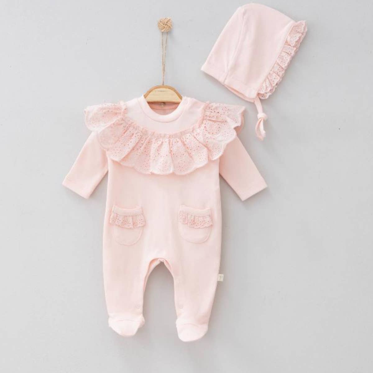 Omnis Pura – wholesale Clothing set – Baby – Soft Cotton Special Collar Girl Onesie & Bonnet-Girl Outfit 1