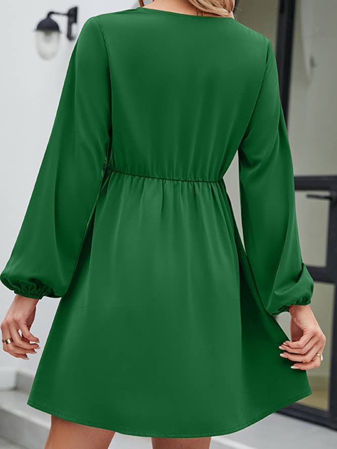 UNISHE - Wholesale Dress - Women's - V Neck Ruffle Smocked Dress ZK4585