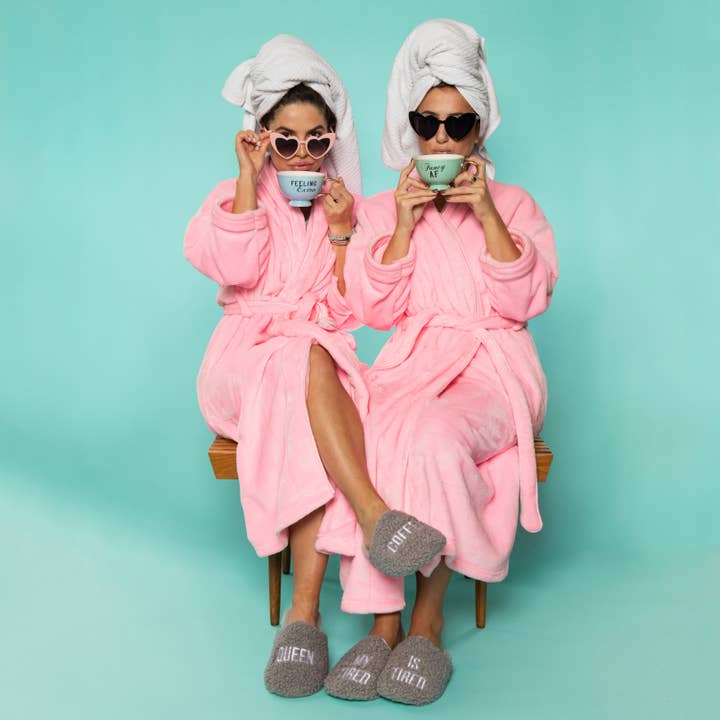 Totalee Gift - Wholesale Robe - Women's - SALE Polyester 42" Pink Too Cold To Care Robe1