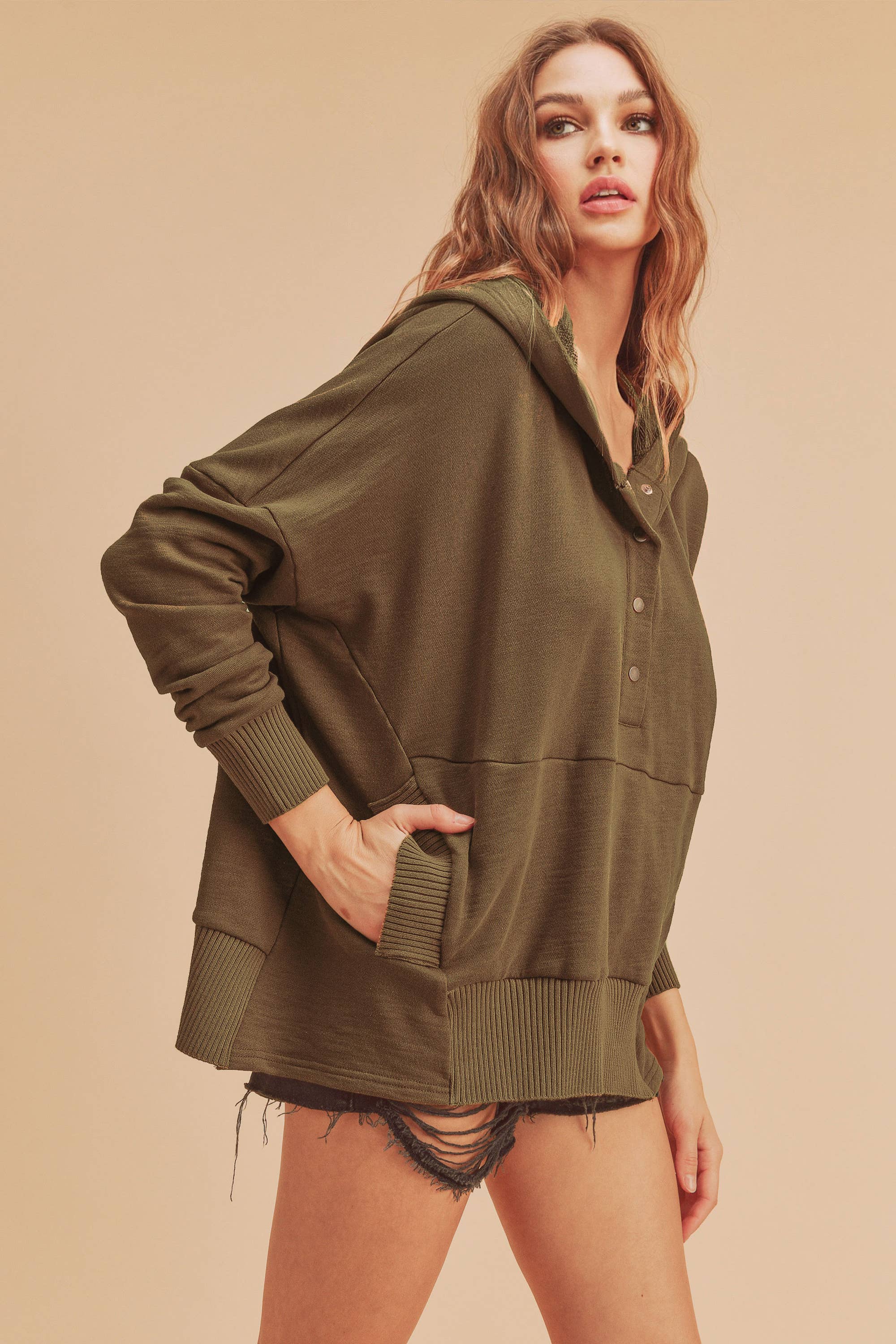 AEMI + CO - Wholesale Sweatshirt - Women's - *SMALL ONLY* 532AK Vivi Pullover22