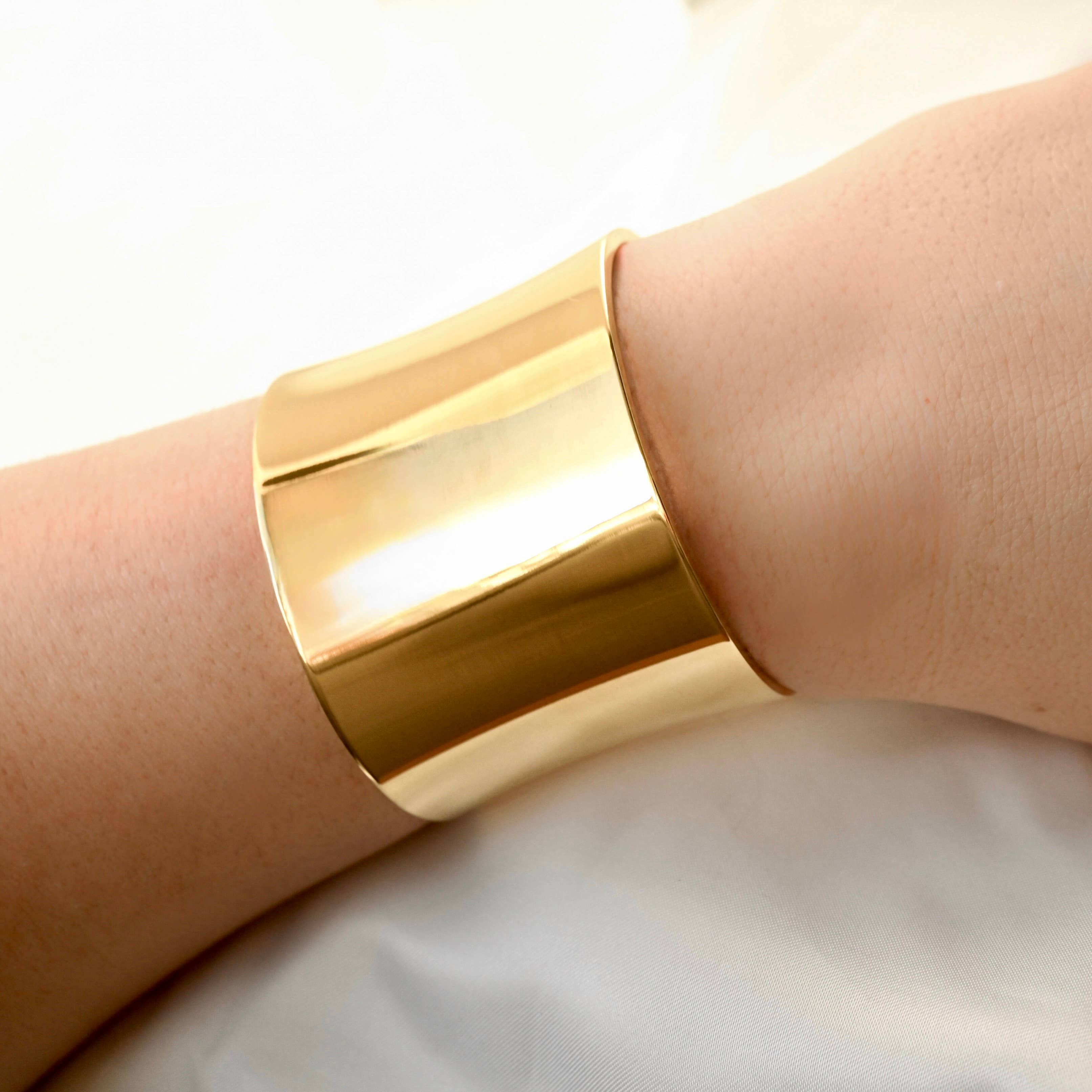Blueyejewelry - Wholesale Cuff Bracelet - Statement Cuff Bracelet - Waterproof Wide Gold Bangle1