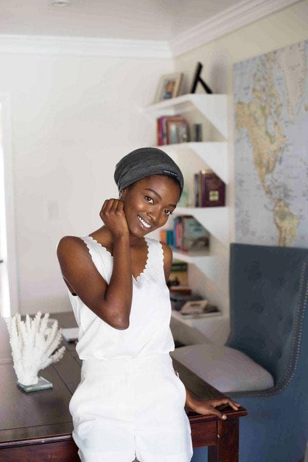 Cinza A Slap (Boné forrado a acetinado) - Cinza para venda a revendedores na Faire