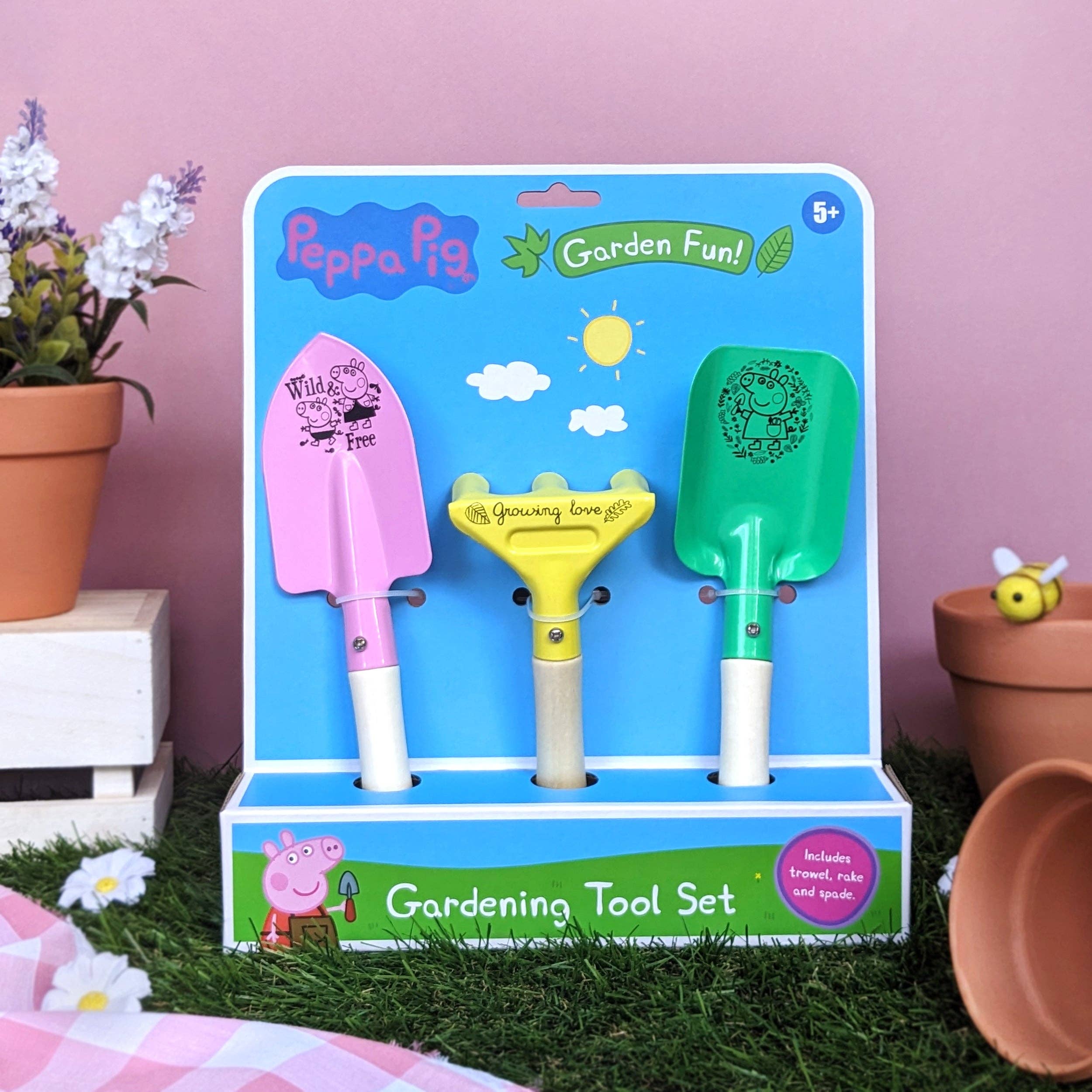Robert Frederick Ltd – wholesale Toy set – Kids – Peppa Pig Children’s Gardening Tool Set3