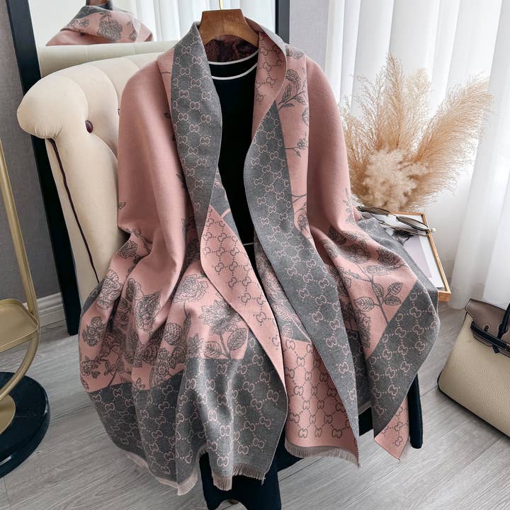 Winding River - Wholesale Wrap - Women's - Pink / Gray Planting Reversible Wrap
