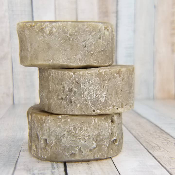 Pip & Lola's Everything Homemade - Wholesale Shampoo Puck/Solid Shampoo - Neantog - Stinging Nettle Lavender and Tea Tree Shampoo Bar