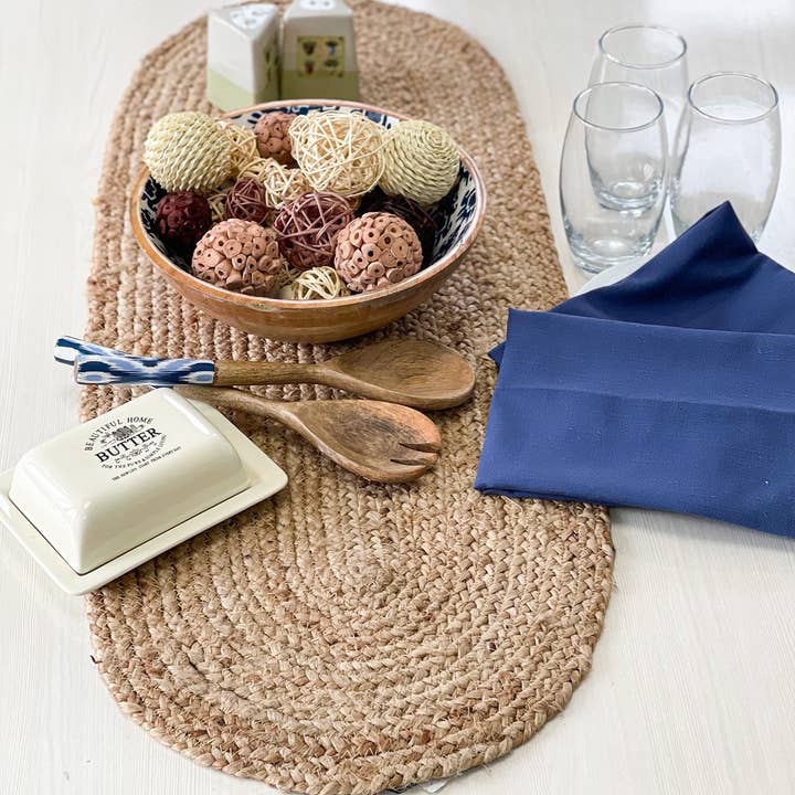 OVAL BRAIDED TABLE RUNNER, NATURAL JUTE, 13'' x 36''. for wholesale on Faire1
