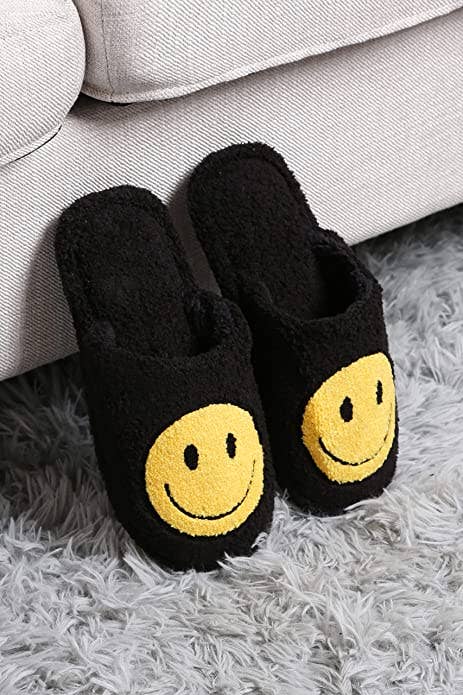 Funky Junque - Wholesale Slippers - Women's - Plush Slippers - Smiley Face - Black2