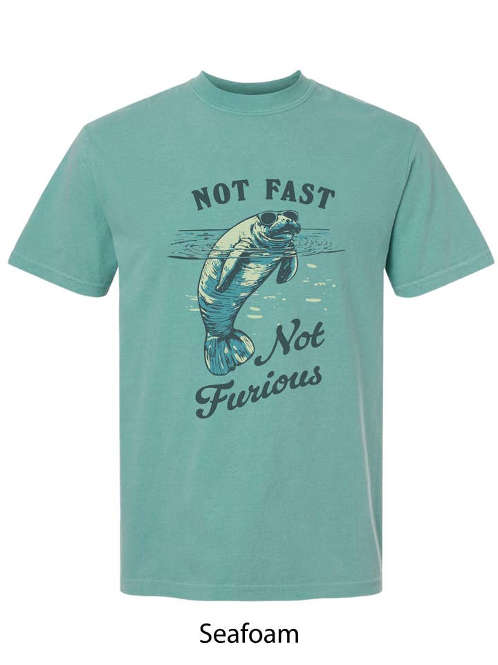 Ikke Hurtig Ikke Vred Stranddyr Fjollet T-shirt for engroshandel hos Camo Girl Outfitters