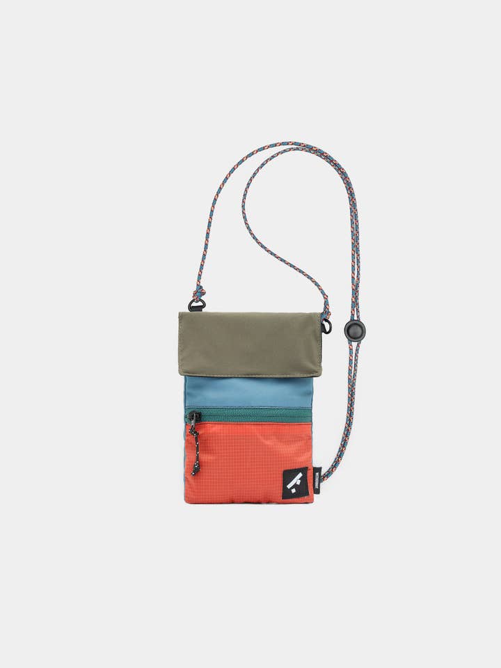 Recycled phone bag (bottle green) — Recycled nylon for wholesale by wetheknot