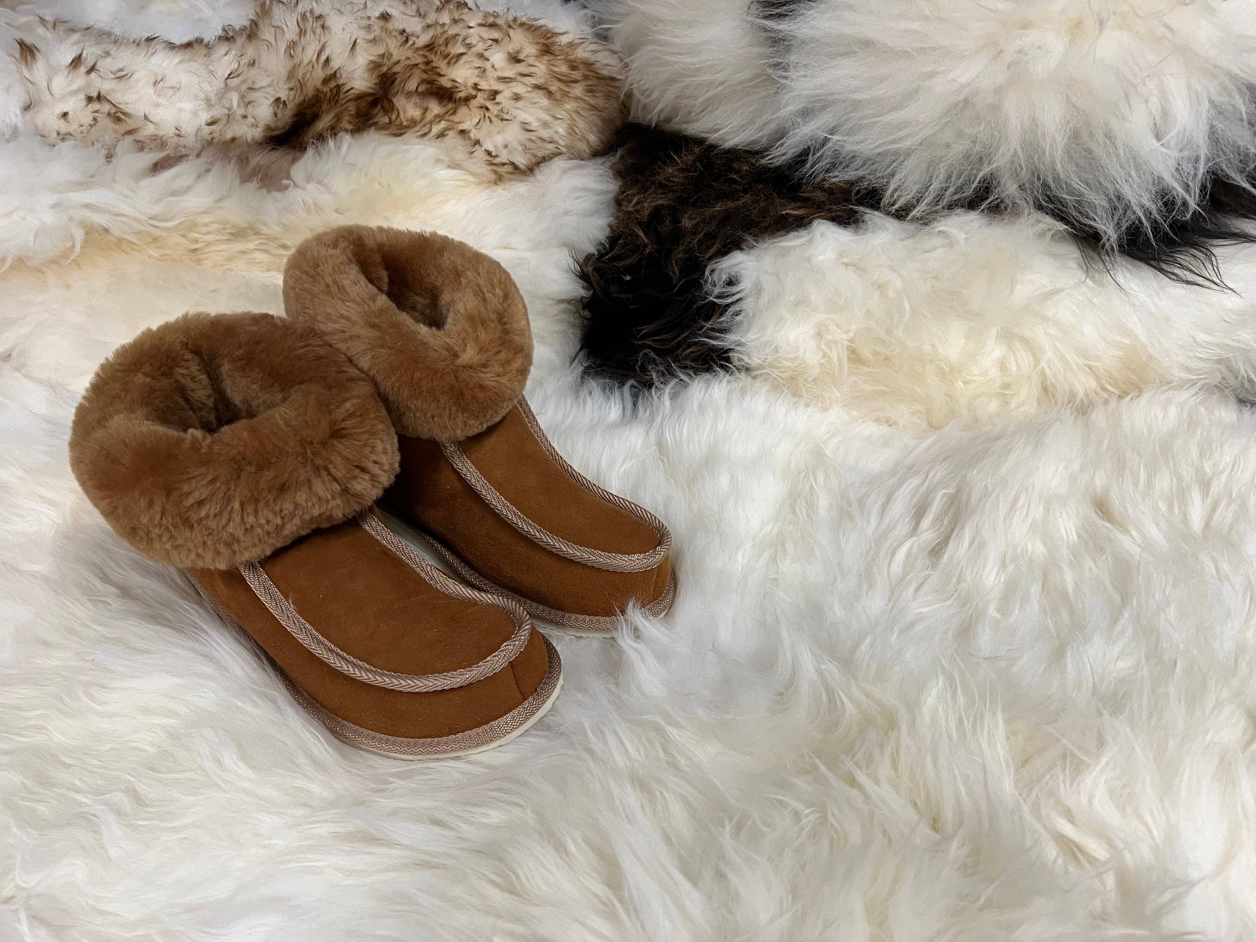WeeSkins Holland - Wholesale Slippers - Women's - Sweden Lambskin Boot Slippers With Fur Trim1