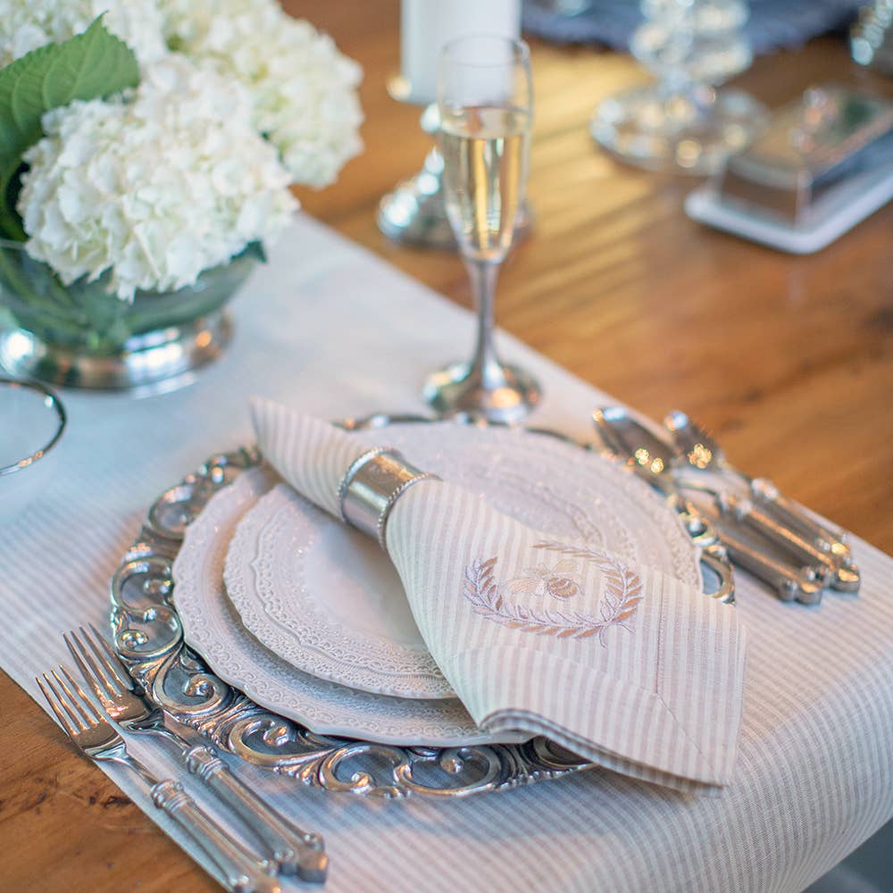 Arte Italica & Crown Linen Designs - Wholesale Dinner Plate - Finezza Cream Dinner Plate3