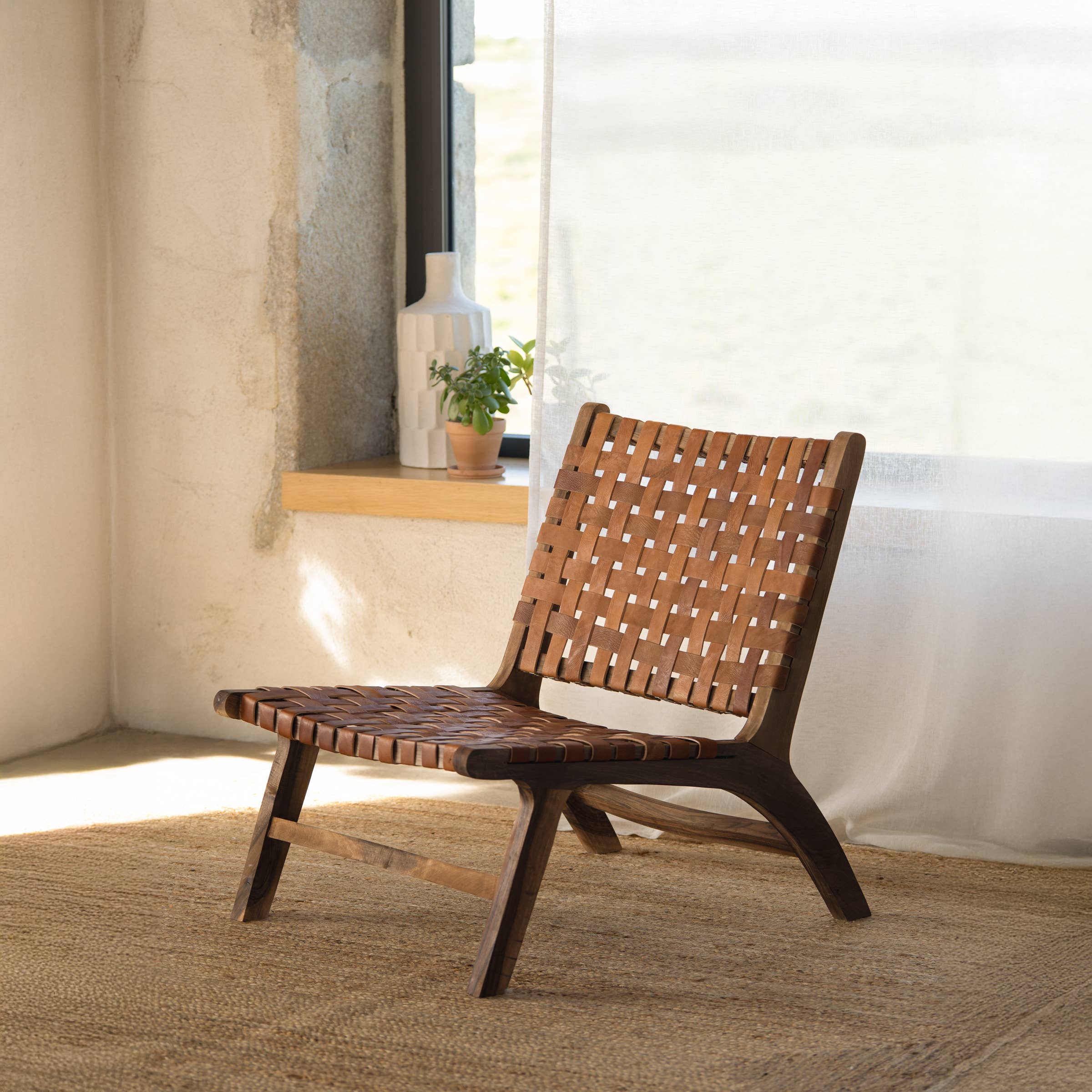 Collection Maroc - Vendita all'ingrosso Divani - Poltrona lounge in noce e pelle1