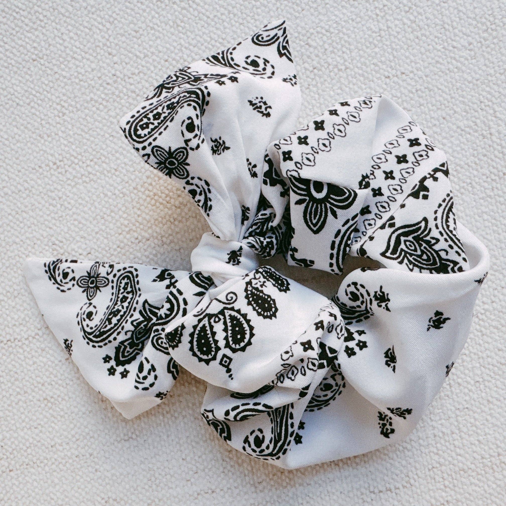 Ellison+Young – wholesale Scrunchie - Dam – Bandana knuten hårsnodd6