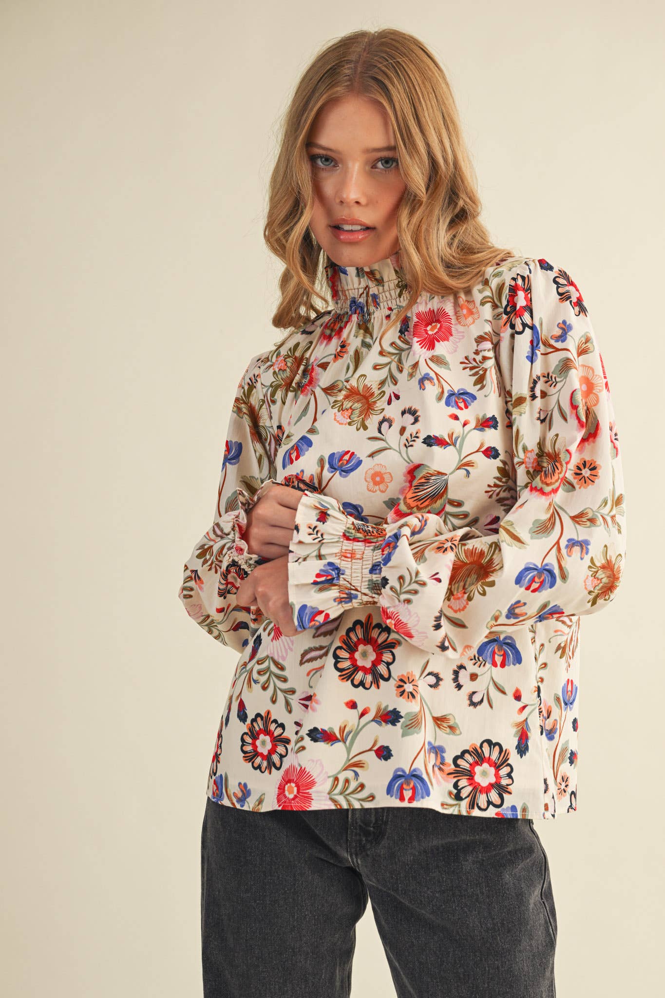 &MERCI - Wholesale Blouse - Women's - EXCLUSIVE FLORAL PRINT RUFFLED MOCK NECK TOP MTP42962