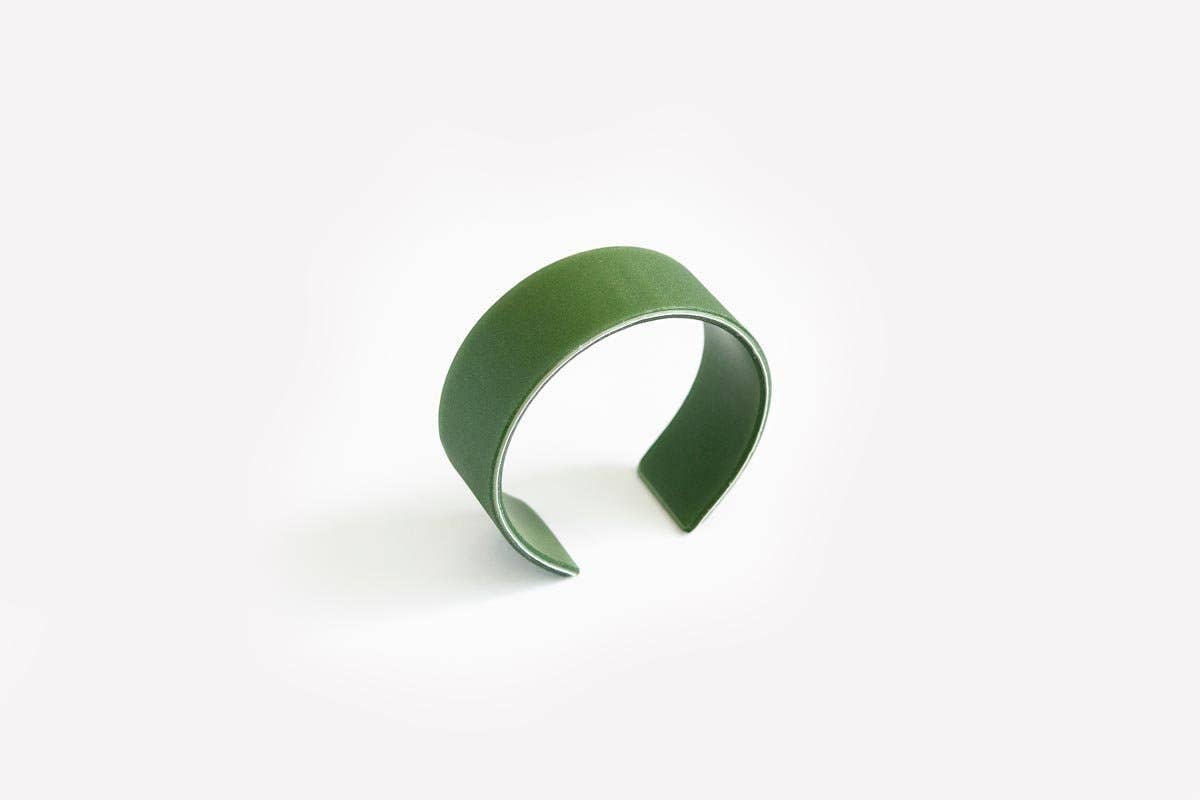 dconstruct – wholesale Manschettarmband – Ecoresin Manschett - Smal7