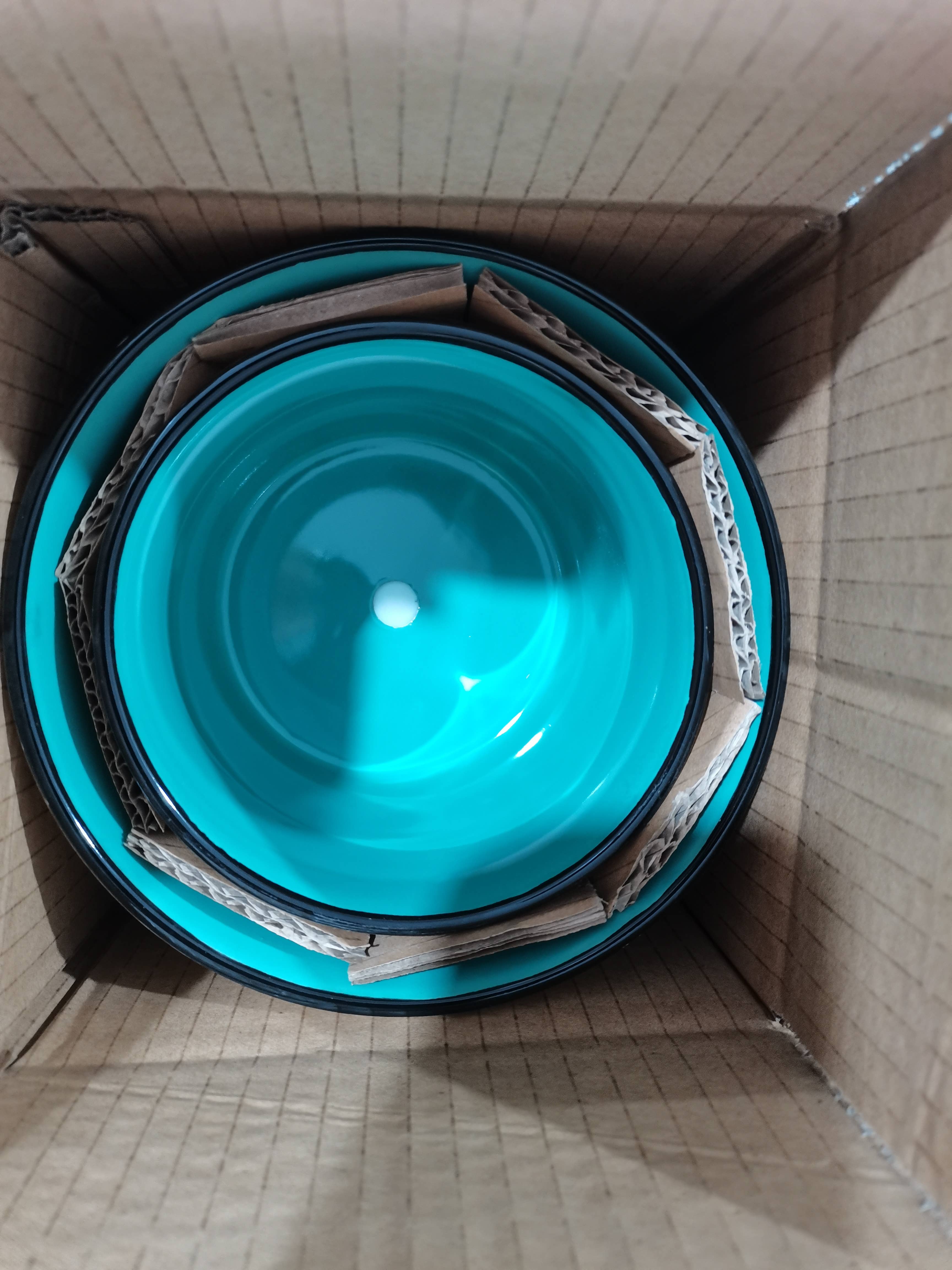 Blue Sky Clayworks - Wholesale Plant Pot - CAT FACE PLANTER 5" , 5"/6.5" NESTED WITH 781542