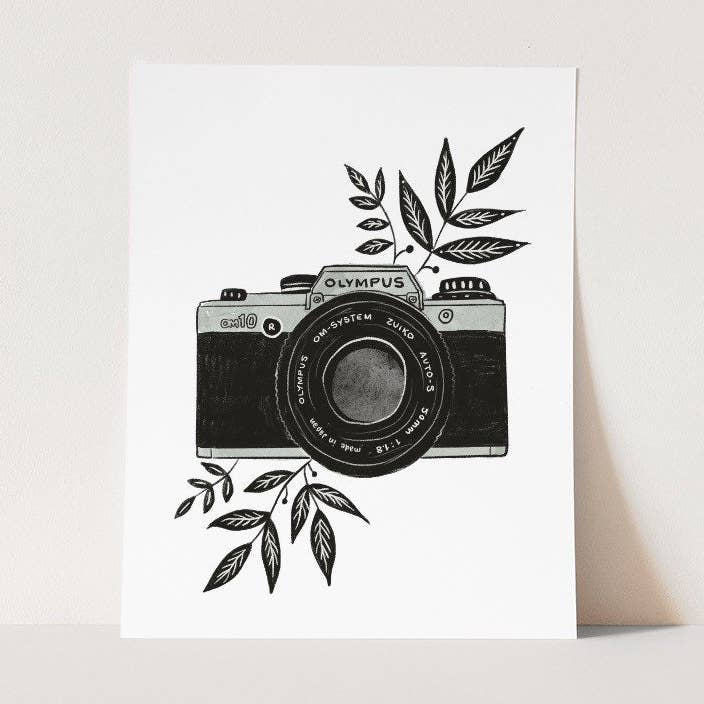 Impression d'appareil photo vintage - A4 pour la vente par Juniper Press