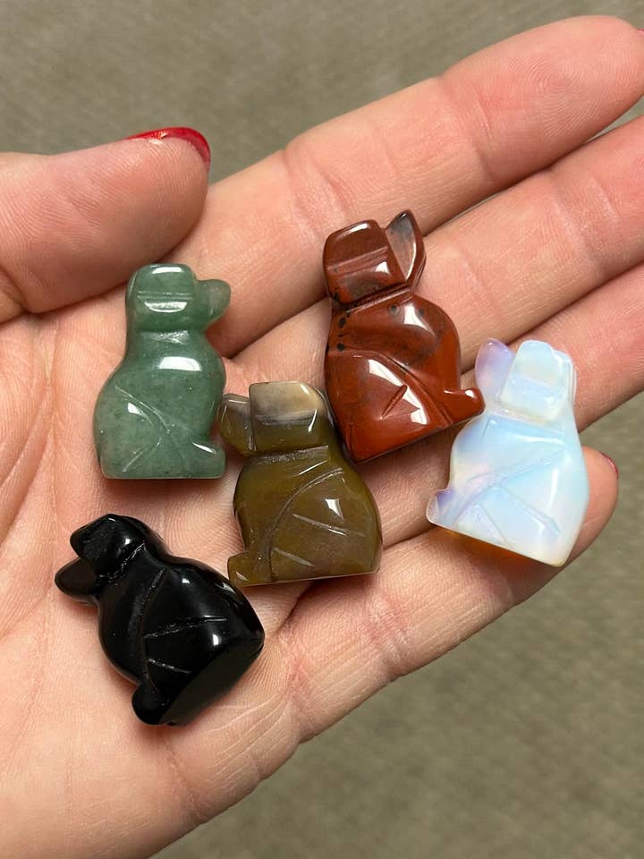 Hund Mini Carving Crystal Ädelsten för wholesale av Atomic Alchemy