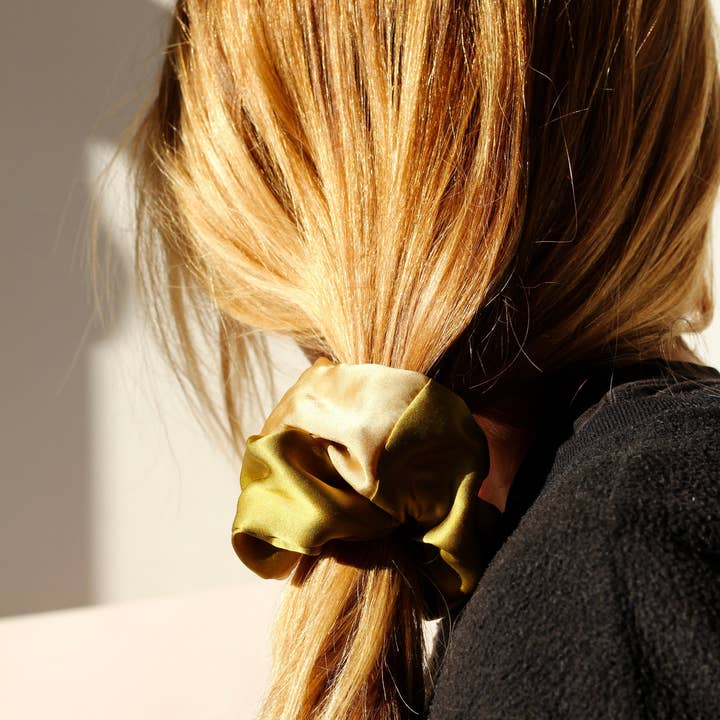 Marram - Wholesale Scrunchie - Women's - Scrunchie - Naturally Dyed - Patchwork Silk5
