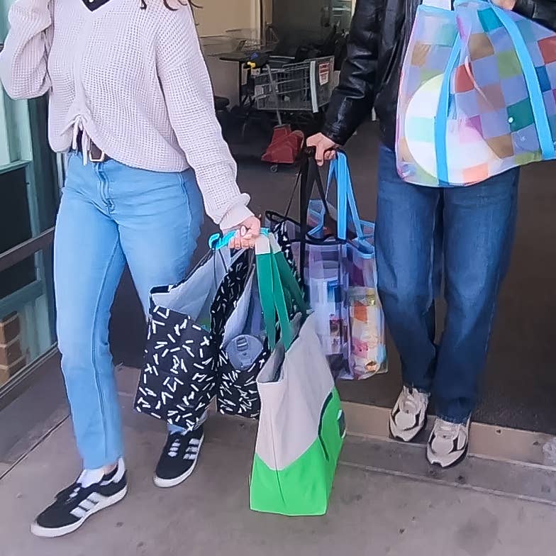 Flipo Group, Ltd. - Wholesale Kitchen Tool/Gadget - Carry-A-Lot Handle Assist 2-Pack7