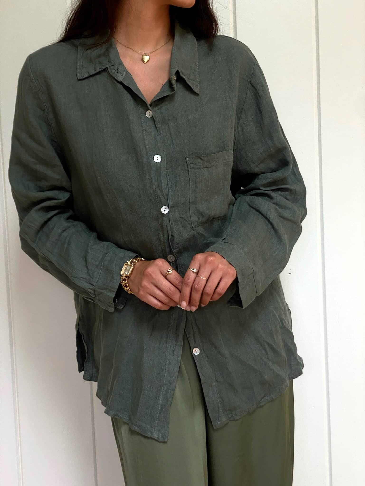 Marché - Wholesale Button Down Shirt - Women's - The Playa Linen Shirt in Forest