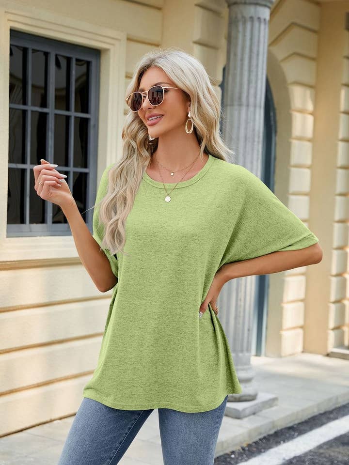 Lily Clothing - Wholesale T-Shirt - Women's - ROUND NECK SOLID COLOR SHORT SLEEVE LOOSE T SHIRT_CWTSTS028028