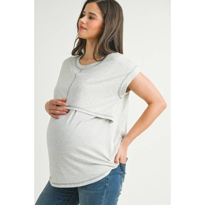 Doppellagiges Kurzarm-Umstandsstilltop für den Großhandel von Hello Miz