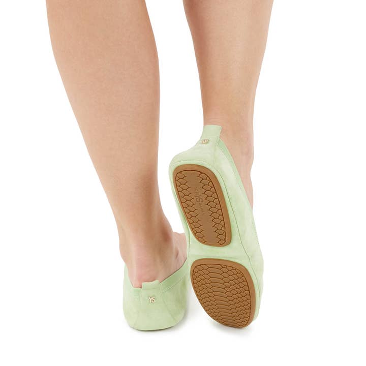 Cool Matcha Green Ballerine Pliable Samara en Daim Matcha en vente sur Faire