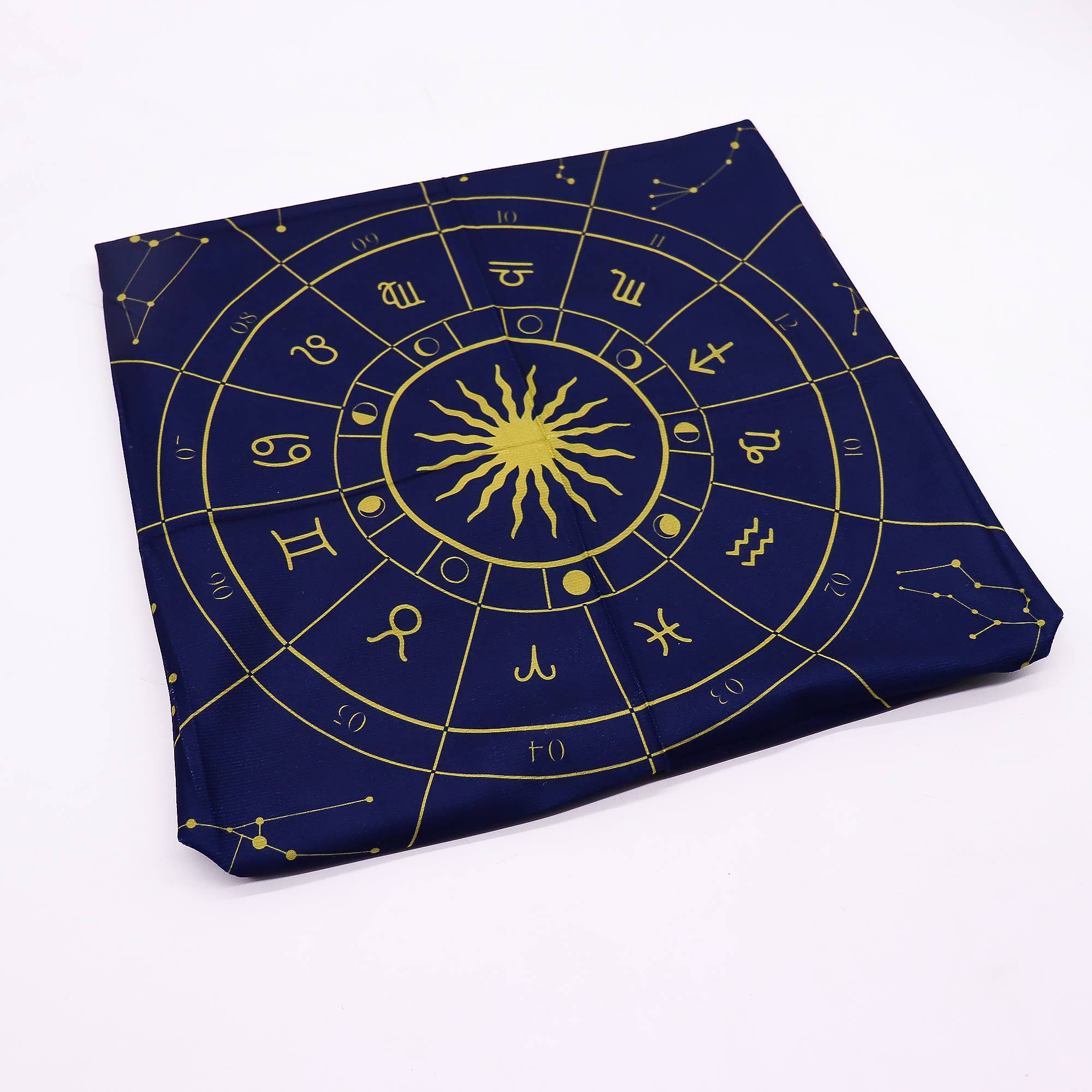 AW Artisan - Wholesale Tarot Cards - Tarot Reading Cloth - Zodiac (75 x 75 cm)2