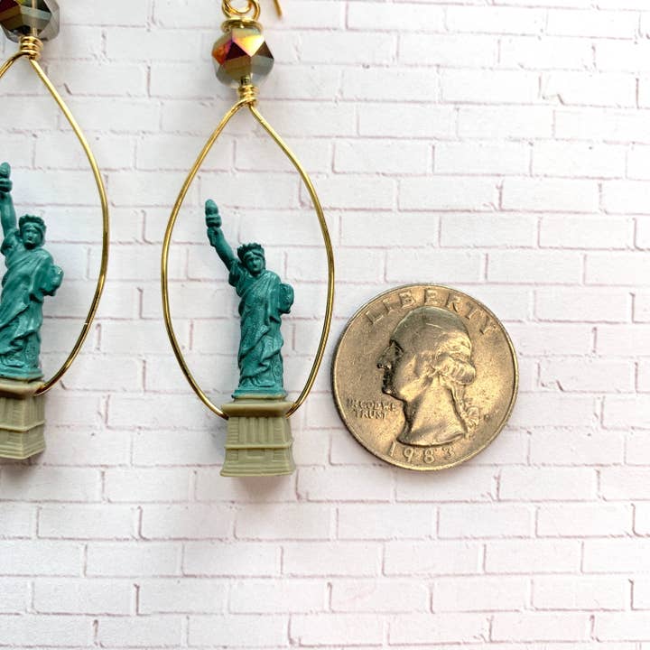 Lenora Dame - Vente Boucles d'oreilles pendantes - Boucles d'oreilles statue de la Liberté