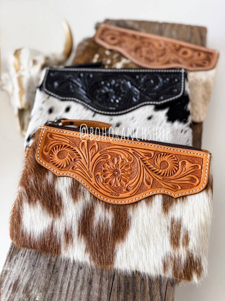 Boho Ranch Shop – wholesale Wristlet – LEXIE COWHIDE WRISTLET Western Hairon Purse Bag1