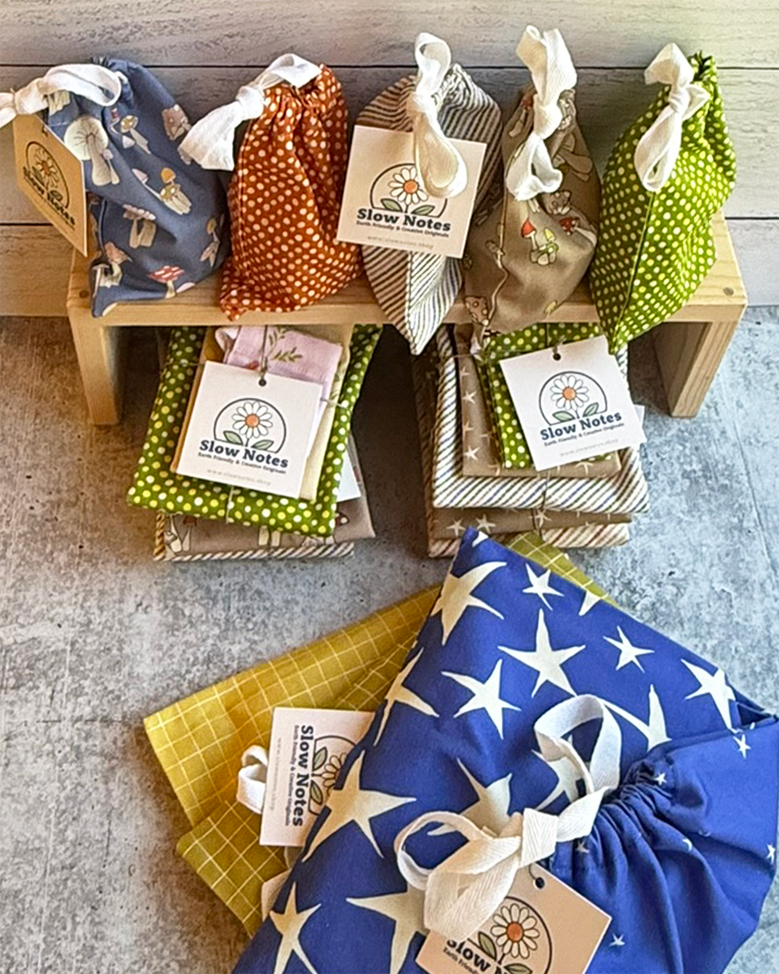Slow Notes - Wholesale Tea Towel - Starry Table Gift Set – Wine Bag + 4 Linen Napkins7