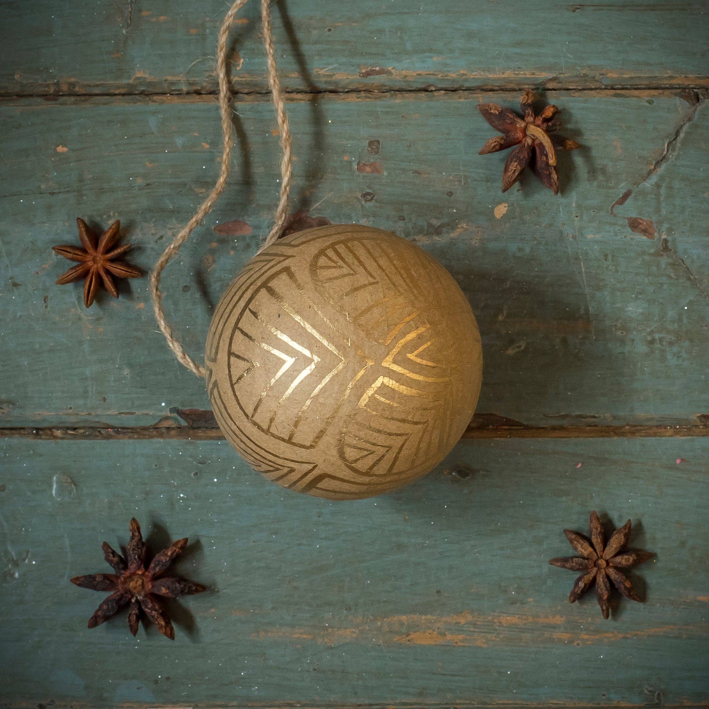 Moult - Wholesale Ornament - Kraft Papier Mache Baubles with Gold Decoration - 3 Designs0