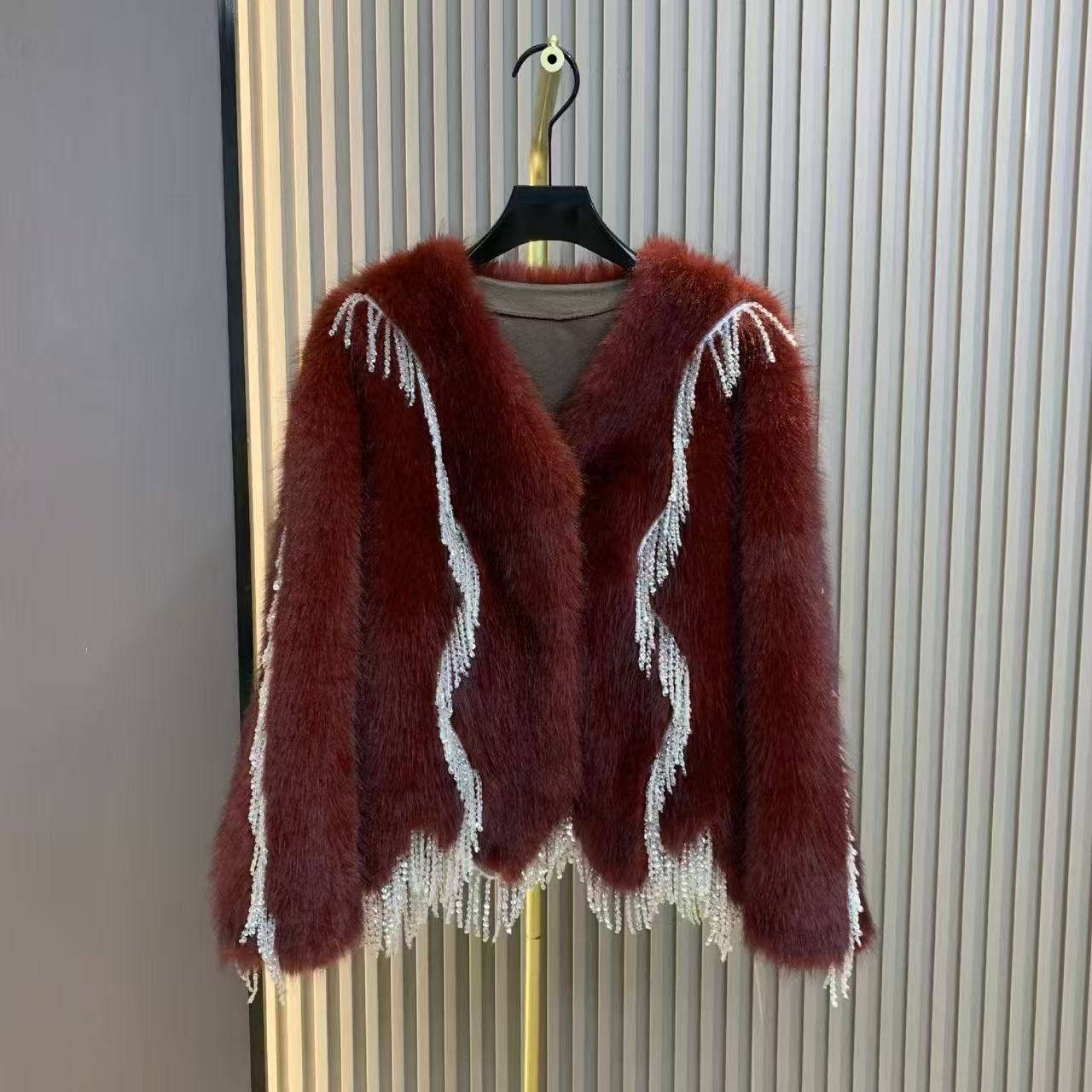 PEACH ACCESSORIES – wholesale Fur/faux fur coat – Women's – Faux Fur Coat with Beaded Fringe Tassels DH211