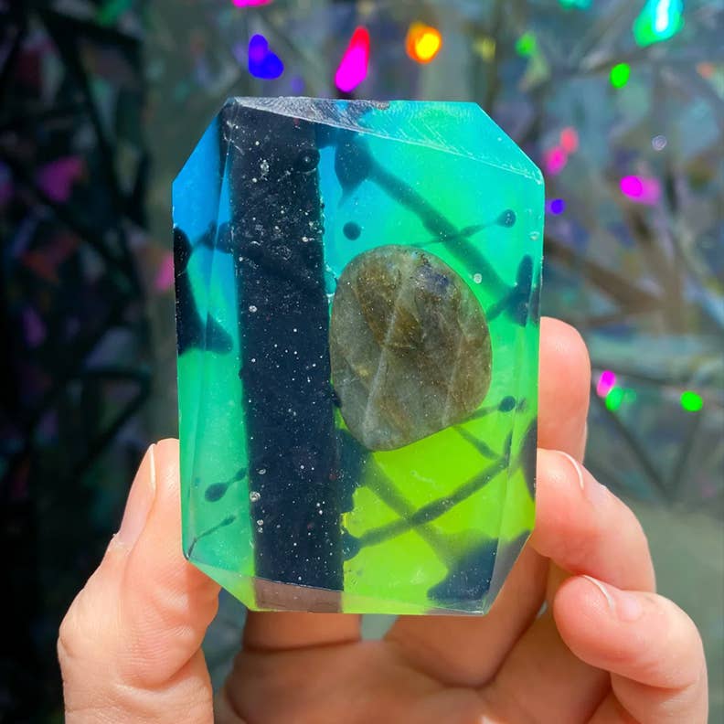 Crystal Bar Soap - Wholesale Bar Soap - Evening Aurora - 3oz Cedar wood & Tea Tree, Crystal Infused1