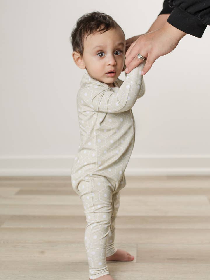 Moon Fruit Jammies - Vente Grenouillère – bébé - Pyjama zippé pour bébé en bambou - NASA Webb of Webbs3