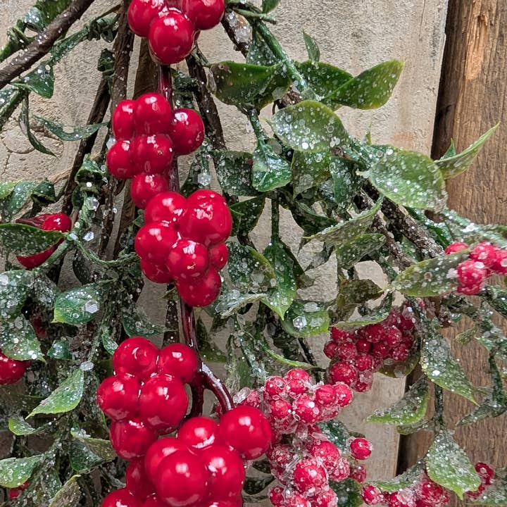 A.T. Imports - Wholesale Artificial Flowers - Iced Berry Drop1