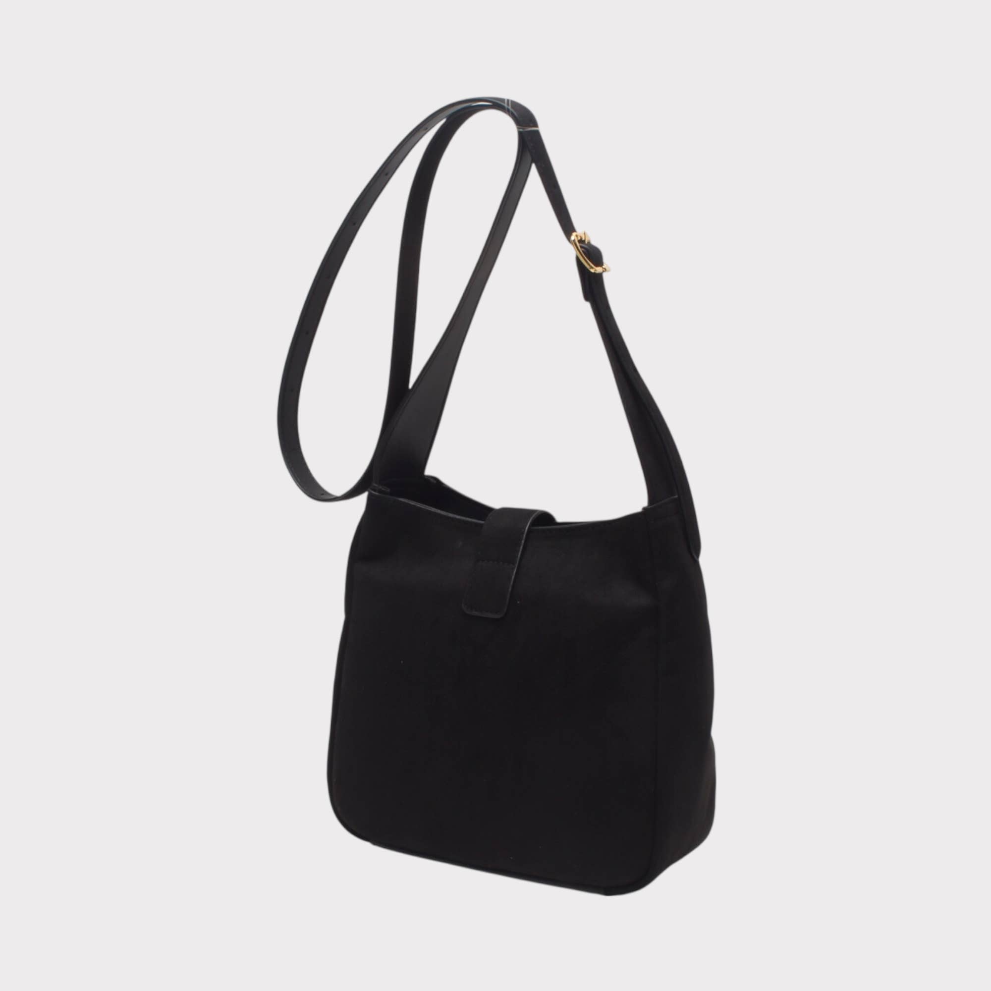 BESTINI – wholesale Axelremsväska – Dam – Axelremsväska, hinkformat, med guldfärgat spänne, mocka5