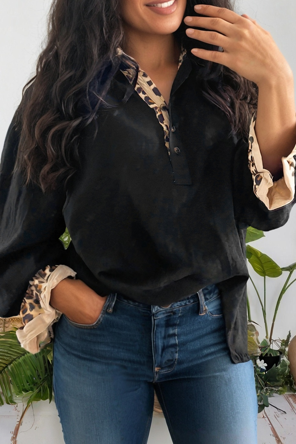 Noir Blouse à manches longues à volants et patchwork contrasté léopard (S-XL) en vente sur Faire1