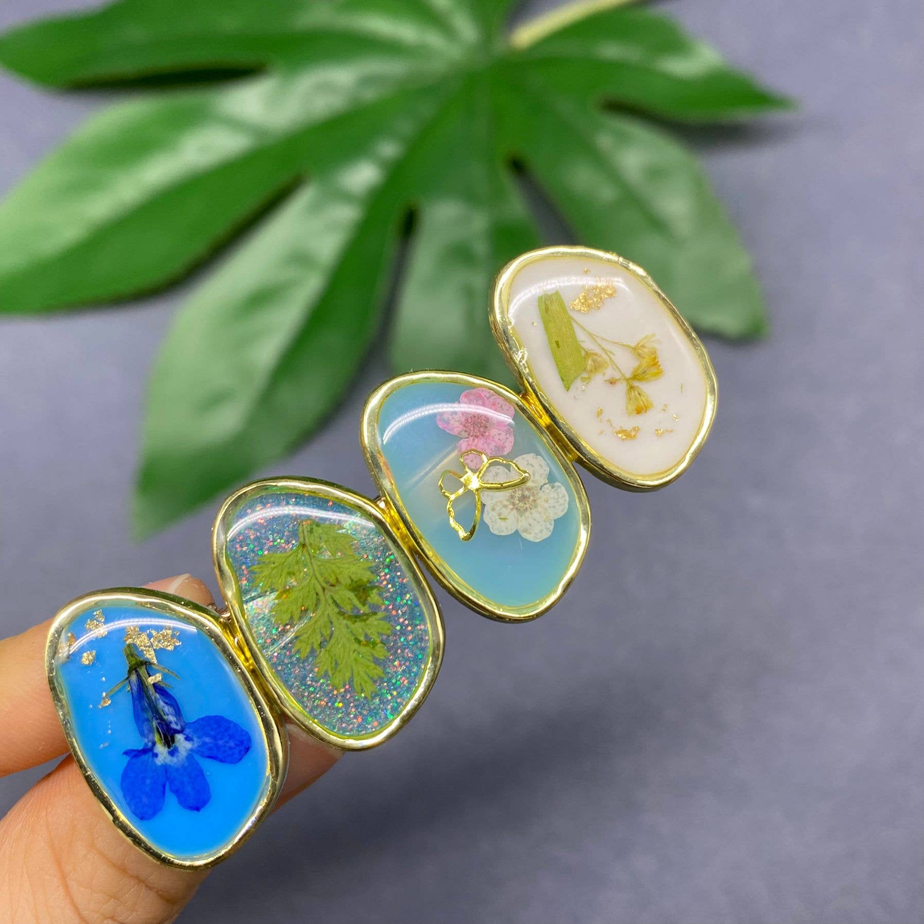 Mio Queena - Wholesale Hair Clip - Women's - Multi-style Pressed Dried Flowers Floral Hair Clip - PDF0